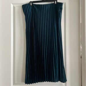 Green satin J. Crew midi skirt size XL